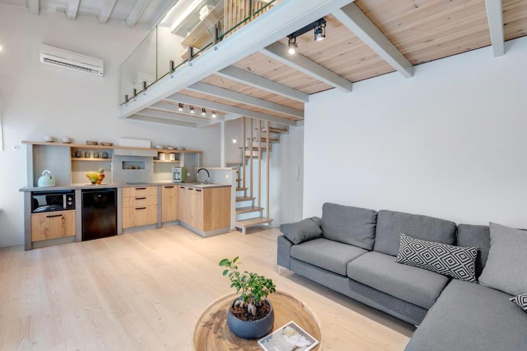 Nomade vibrant living loft Leilighet Ermoúpoli Eksteriør bilde